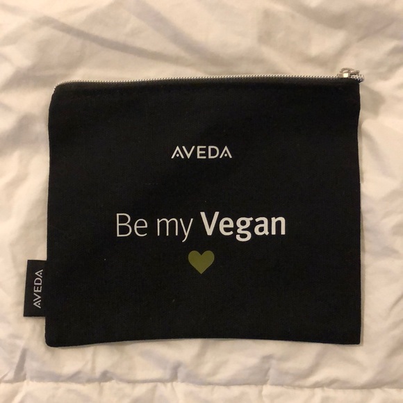 AVEDA Handbags - 🔽Be My Vegan💚 Aveda cosmetic bag